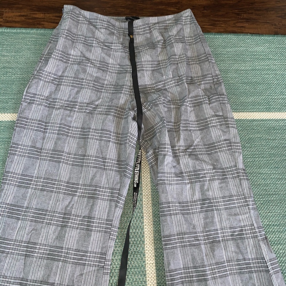 Pretty Little Thing pants